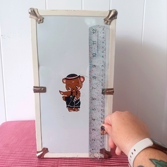 Vintage Doll Traincase - Picture 11 of 13